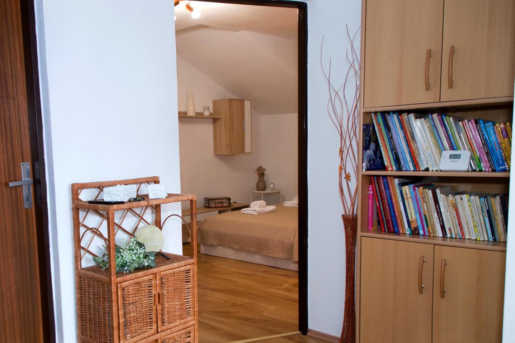 Apartman Ivka Brezno Exteriör bild